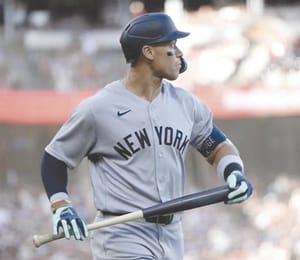 ¡UNA HISTORIA LLAMADA BÉISBOL! | EL BRONX CONQUISTA SAN FRANCISCO - Arrancó el telón de las Grandes Ligas y los Yankees no llegaron a San Francisco a ver qué pasaba, llegaron a imponer condiciones desde el primer inning, mandando un mensaje…