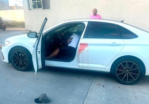 ¡LO MATARON A BALAZOS! - UN HOMBRE FORCEJEO CON LOS ASALTANTES PERO ESTOS LE DISPARARON A QUEMARROPA