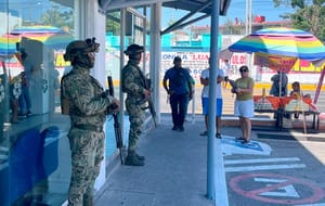 ¡ASALTAN BANCO EN CHEDRAUI EL COYOL!