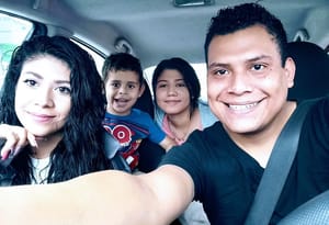 EL SEÑOR FRANCISCO SANTIAGO FESTEJÓ UN AÑO MÁS DE VIDA