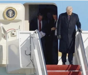 ¡RINDE DONALD TRUMP HOMENAJE A SEIS MILITARES MUERTOS  EN MEDIO ORIENTE!