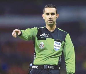 ¡ALISTAN ÁRBITROS VARADOS EN MEDIO ORIENTE REGRESO A MÉXICO!