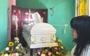 ¡SHERLYN DE 14 AÑOS, MURIÓ AHOGADA EN PLAYA DE COATZACOALCOS!