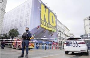 ¡"¡NO A LA GUERRA!