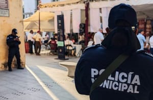 ¡SEÑORA AGREDIÓ A PROMOTOR PORQUE LE CANCELARON PRÉSTAMO DE COMPARTAMOS!