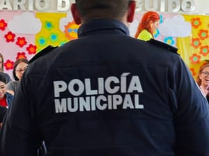 ¡A PUNTA DE PISTOLA ATRACAN DOS TIENDAS OXXO!