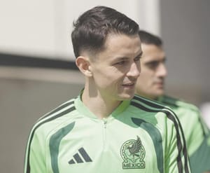 ¡DA LA SELECCIÓN MEXICANA LA BIENVENIDA A FIDALGO!