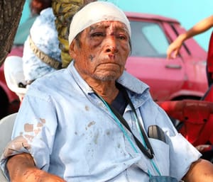 ¡LE DAN SALVAJE GOLPIZA A DON MIGUELITO!