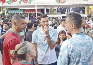 ¡FIGURAS DE PORTUGAL ARMAN “CASCARITA” EN COYOACÁN!