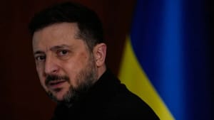 ¡UNA GUERRA PROLONGADA EN ORIENTE MEDIO PODRÍA MERMAR EL APOYO DE EU A UCRANIA: ZELENSKYY!