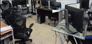 ¡EL GUIÓN DE LOS EXTORSIONADORES: DECOMISAN MANUALES Y BASES DE DATOS EN OPERATIVO MASIVO!