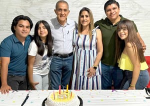 HUMBERTO REYES LARA CELEBRA SU CUMPLEAÑOS