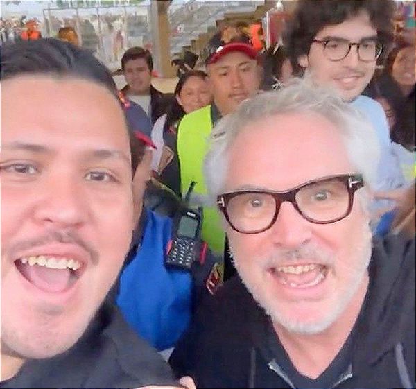 ¡ALFONSO CUARÓN ES SWIFTIE!