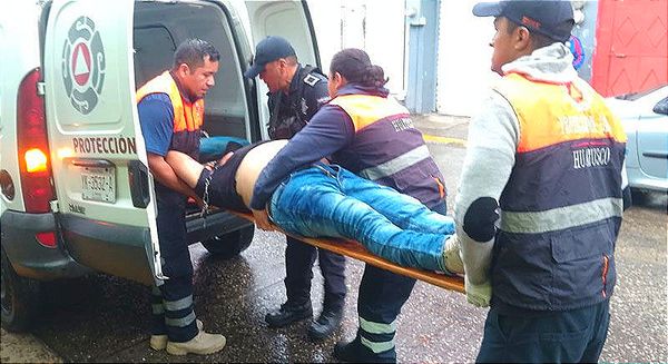 ¡BALEAN A POLICÍA EN UN BAR DE HUATUSCO!