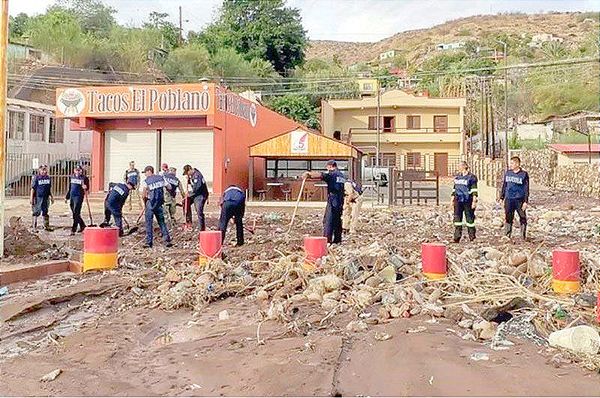 ¡SE PREPARAN MÉXICO Y CALIFORNIA PARA IMPACTO DE HILARY!