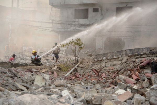 ¡Explosión en mercado deja 3 muertos y más de 30 heridos!