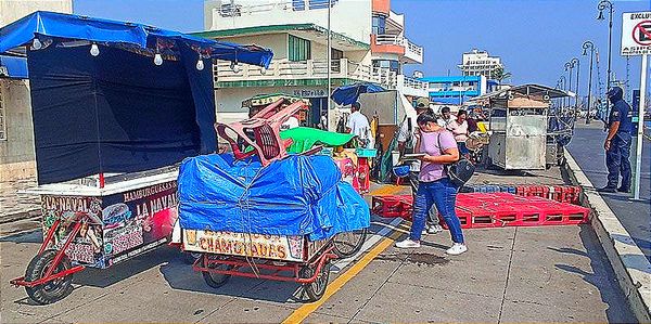 ¡DESALOJAN COMERCIANTES DE ARTESANÍAS DE “EL CAJÓN”!