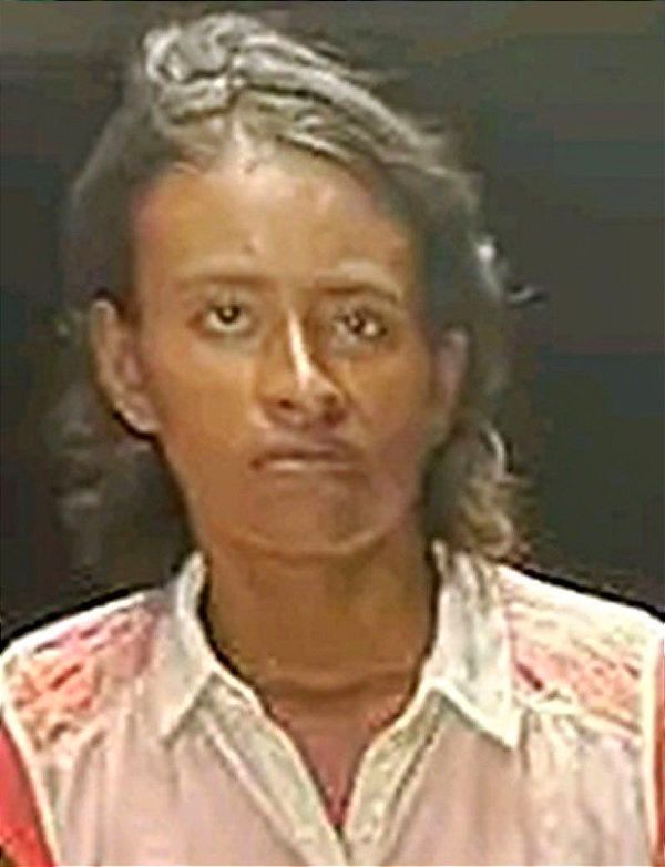 ¡REPORTAN A JOVEN MUJER EXTRAVIADA EN LOMAS DE RÍO MEDIO!