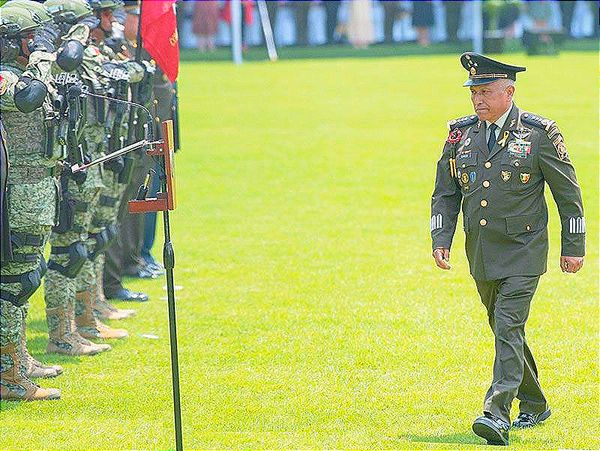 ¡LE DAN EL TREN MAYA A MILITARES!