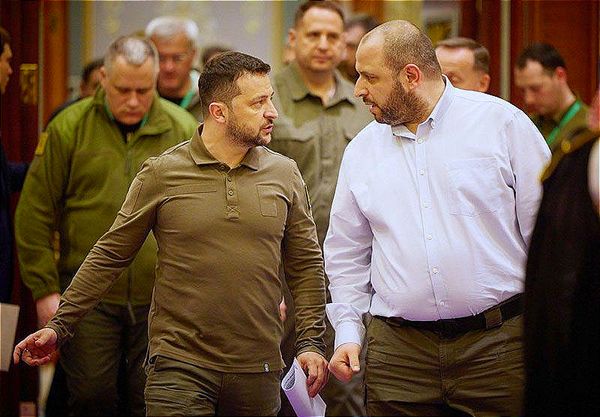 ¡REEMPLAZARÁ A SU MINISTRO DE DEFENSA!