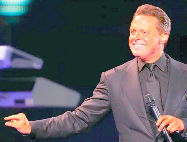 ¡LUIS MIGUEL DONARÁ 10 MILLONES A LOS DAMNIFICADOS DE ACAPULCO! -Además esa Suma Será Duplicada por el Banco