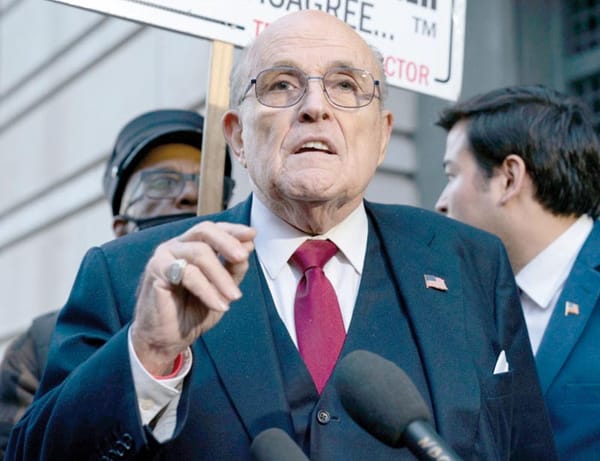 ¡GIULIANI SE DECLARA EN QUIEBRA!