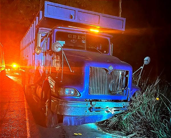 ¡DE FRENTE CONTRA EL CAMIÓN! - IBA EN SU MOTO, EN LA TINAJA-CIUDAD ALEMÁN