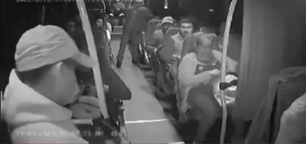 ¡ENCAÑONAN AL CHOFER Y A LOS PASAJEROS! - AUTOPISTA ORIZABA-IXTACZOQUITLÁN-FORTÍN