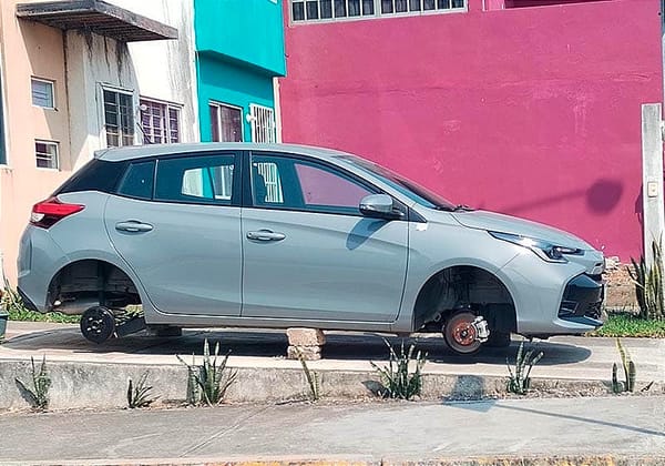 ¡EN RACHA LOS “ROBA-LLANTAS”! - *ATACAN AHORA EN PALMA REAL Y LOMAS DE RÍO MEDIO IV! *DE CUATRO LAS CUATRO
