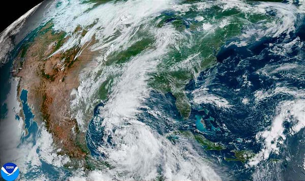 ¡EL CICLÓN NOS PASÓ ENFRENTE; PERO LEJITOS! - *DEJA VIENTO DEL NORTE CON RACHAS Y GOTAS