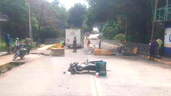 ¡POLICÍA DEL IPAX ATROPELLÓ A CICLISTA!