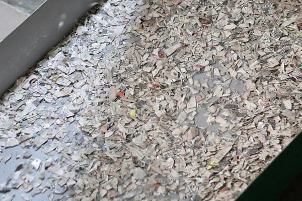 ¡DESTRUYE INE 105 MIL CREDENCIALES!