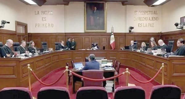 ¡LE REDUCEN MINISTROS 47% SUS SALARIOS!