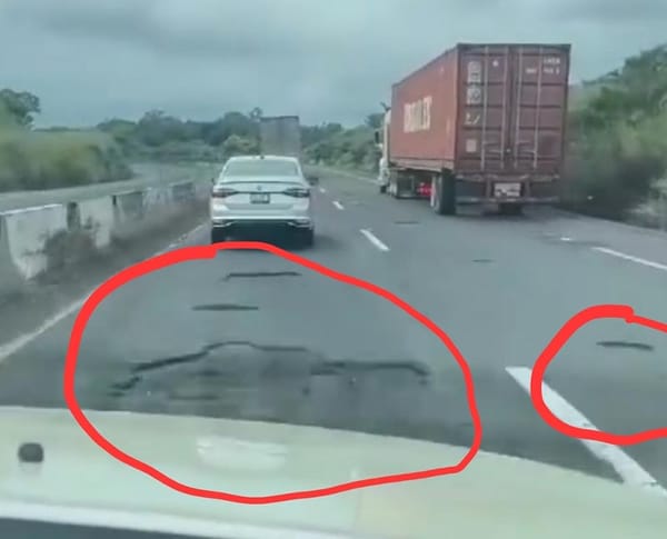 ¡PUROS HOYOS Y BACHES EN LA AUTOPISTA VERACRUZ-XALAPA!