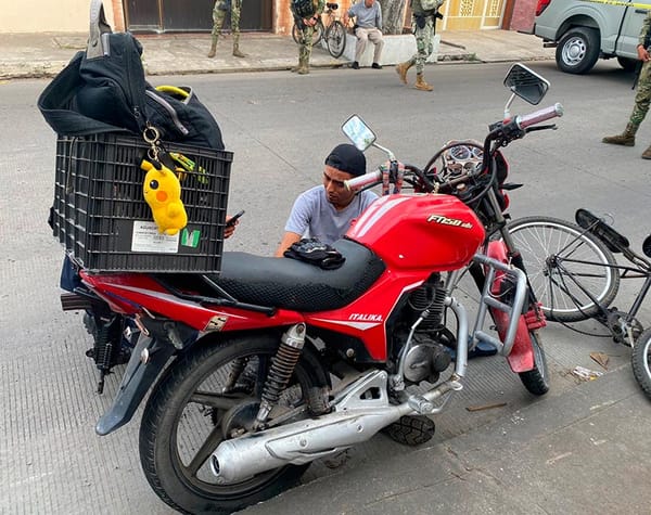 ¡CICLISTA MUERE EMBESTIDO POR MOTOCICLISTA!