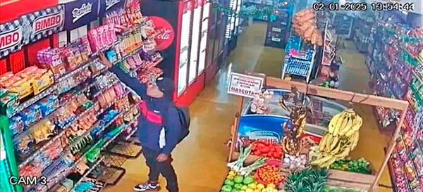 ¡‘RATOTA’ ATRACÓ TIENDITA CON UN PISTOLÓN!