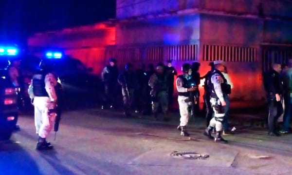 ¡UN MUERTO Y UN HERIDO EN ATAQUE ARMADO EN COATZACOALCOS!