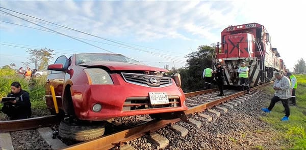 ¡AUTOMOVILISTA ARRASTRADO POR “LA BESTIA” EN PUENTE MORENO!