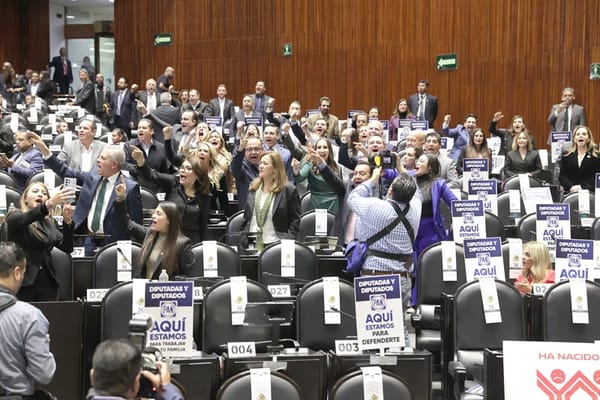 ¡SE QUIEREN QUEDAR CON 2,4 BILLONES DE PESOS DEL INFONAVIT!