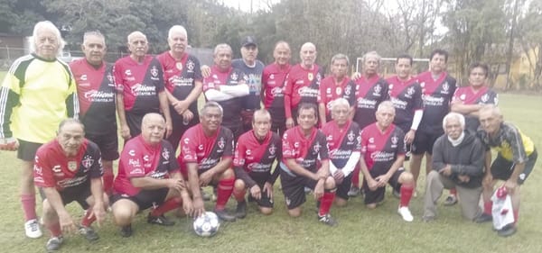 ¡ATRACTIVA TERCERA JORNADA EN EL FÚTBOL DE VETERANOS!