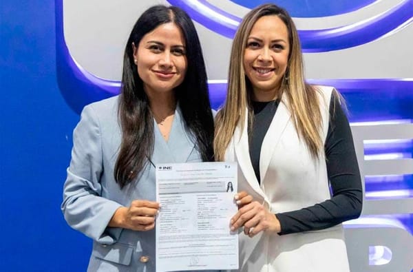 ¡HUMO AZUL! - YA SE ARMÓ ¡INDIRA VA POR VERACRUZ!