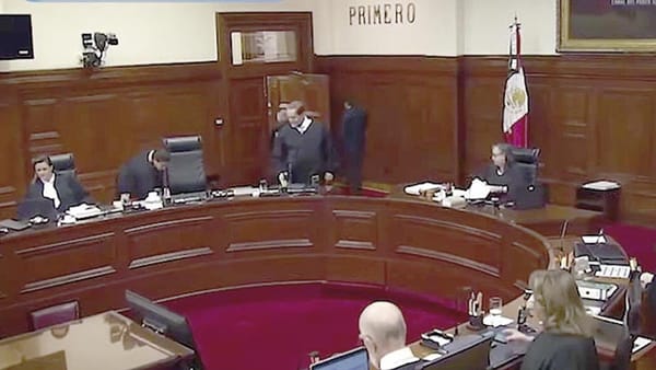 ¡SE RE-PINTA DE GUINDA! - DEL PODER JUDICIAL