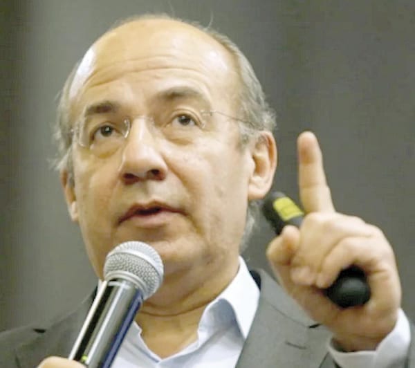 ¡FELIPE CALDERÓN CELEBRA LAS EXTRADICIONES!