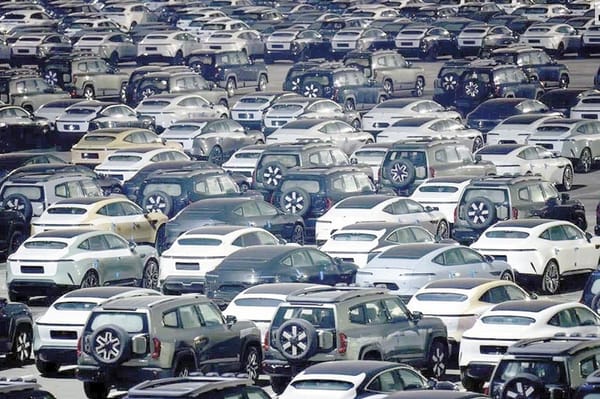 ¡PLANTEA TRUMP IMPONER ARANCELES A LOS AUTOS PARA EL 2 DE ABRIL!