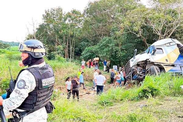 ¡RAPIÑEROS ROBARON 30 TONELADAS DE CARNE Y PESCADO DE IMPORTACIÓN!