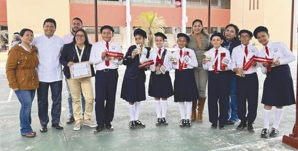 ¡INVITAN A DEMOSTRACIÓN DE ESCOLTAS ESCOLARES 2025!