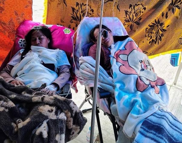 ¡LEVANTAN LA HUELGA DE HAMBRE! - LAS ENFERMERAS