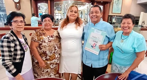 CONTRAJERON MATRIMONIO EL DÍA DEL AMOR LA PAREJA FORMADA