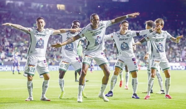 ¡LEÓN Y TOLUCA PROTAGONIZAN VIBRANTE EMPATE A TRES GOLES!