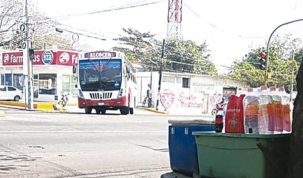 ¡PIDEN QUE CIERREN EL RETORNO DE LAS BAJADAS!